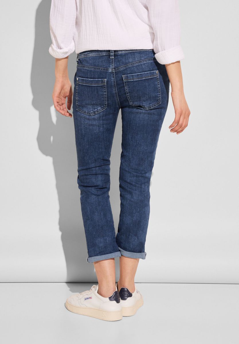 7/8 Casual Fit Jeans