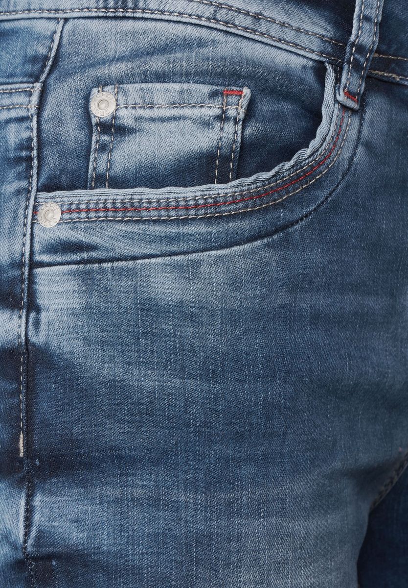 Slim Fit Jeans in Mittelblau